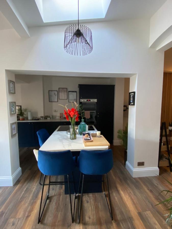 Luxury Spacious Renovated Townhouse Грантъм Екстериор снимка