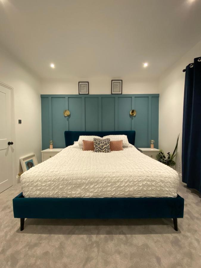 Luxury Spacious Renovated Townhouse Грантъм Екстериор снимка
